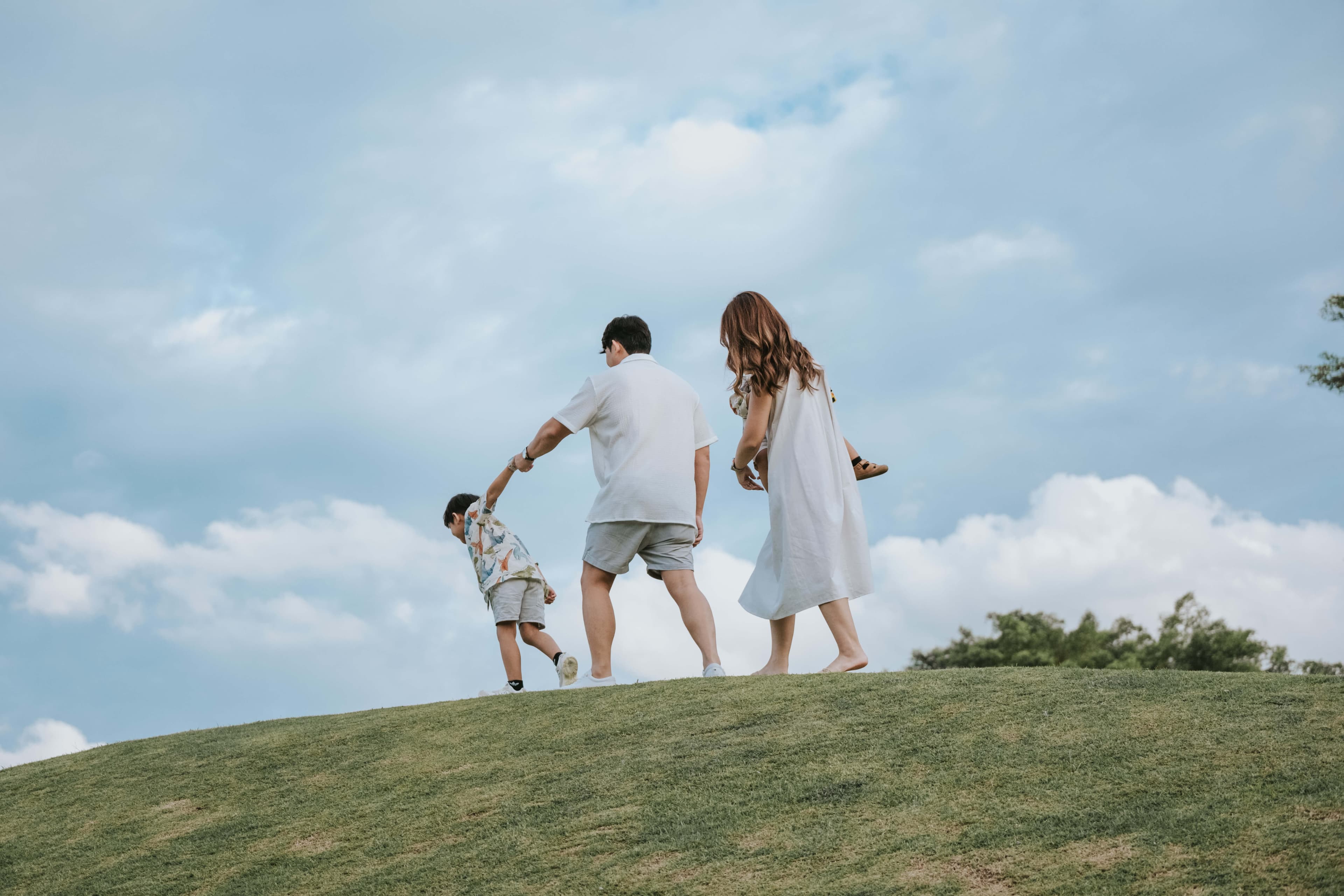 family photography singapore parents kids candid outdoors